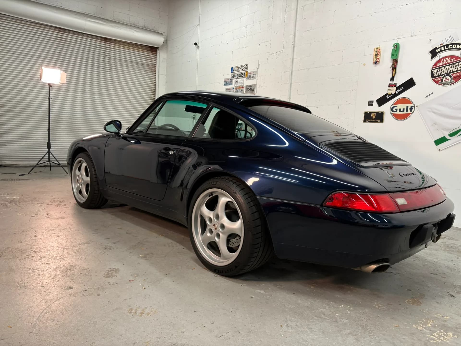 1996 Porsche 911 Carrera - Image 13
