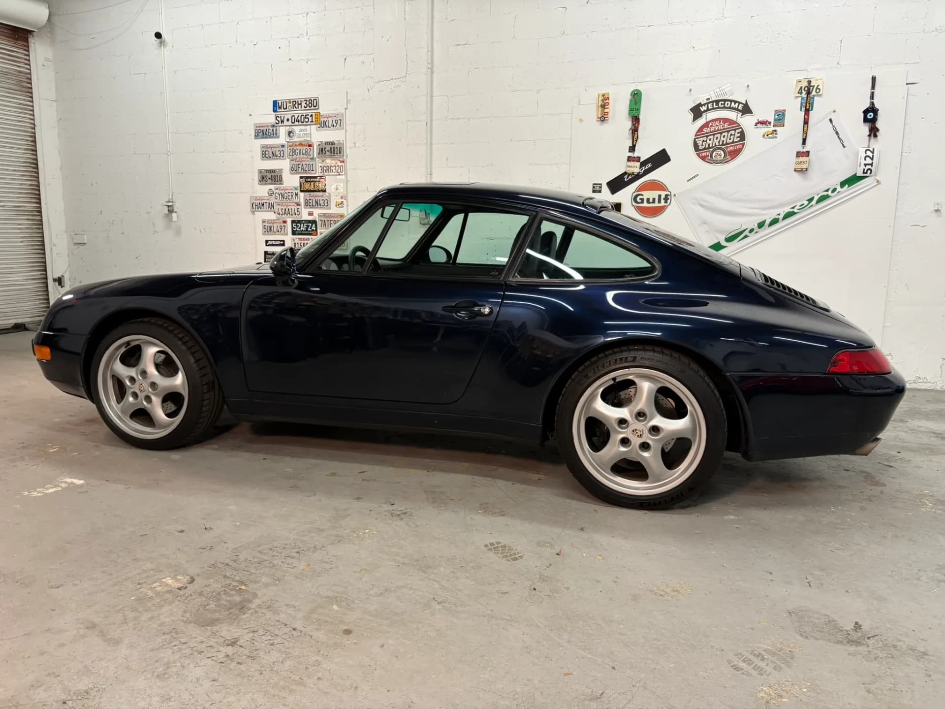 1996 Porsche 911 Carrera - Image 11