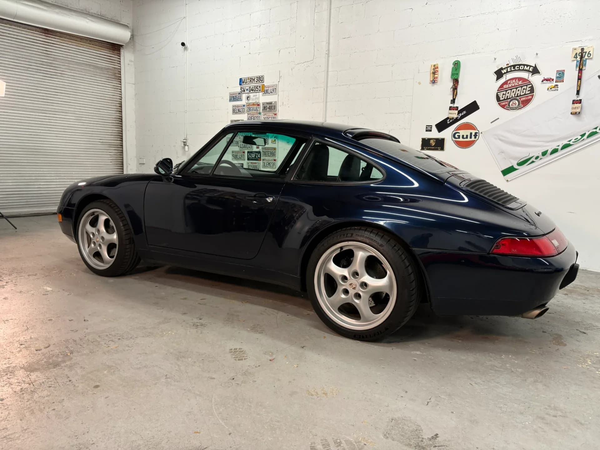 1996 Porsche 911 Carrera - Image 12