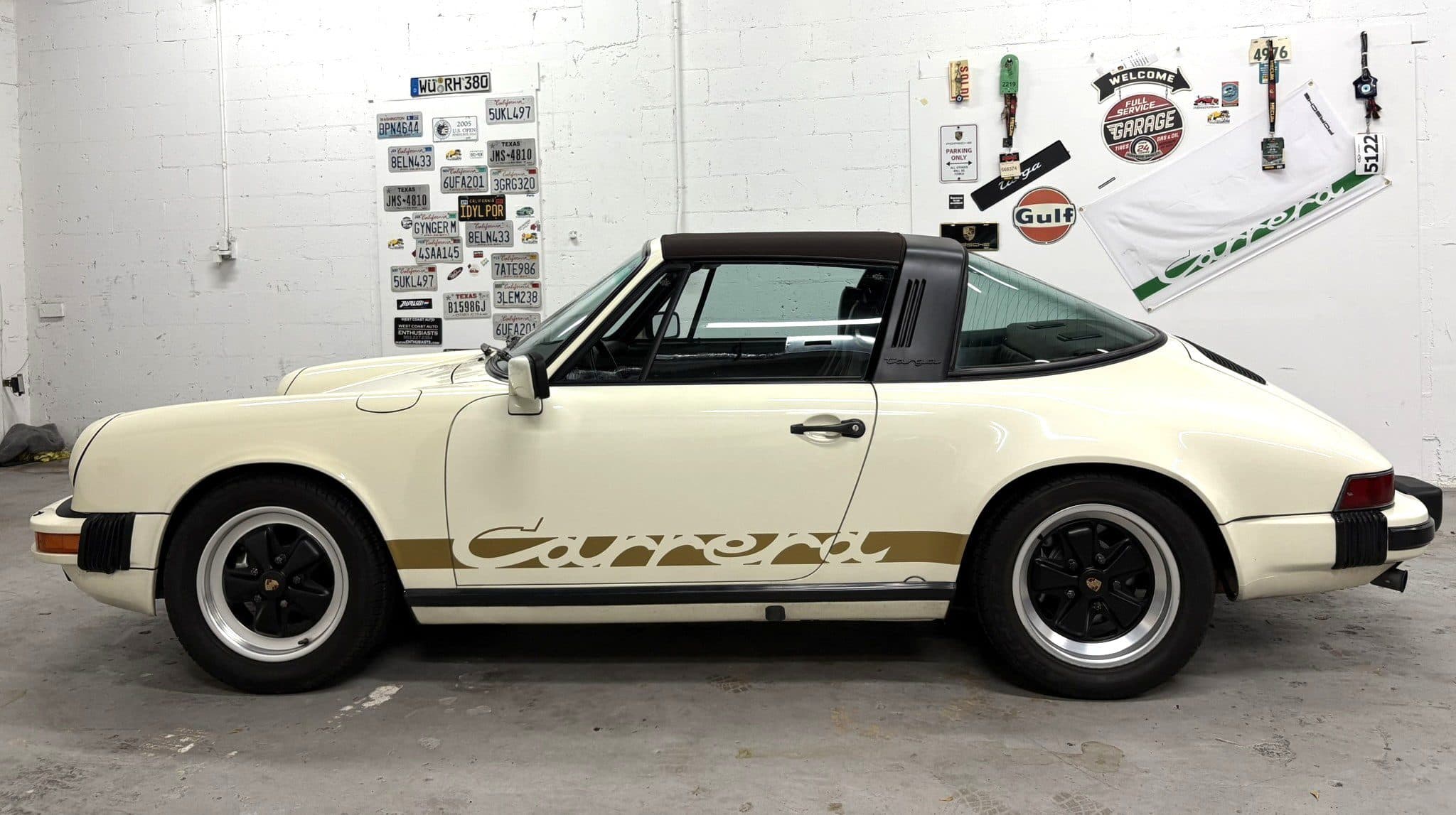 1984 Porsche 911 Targa